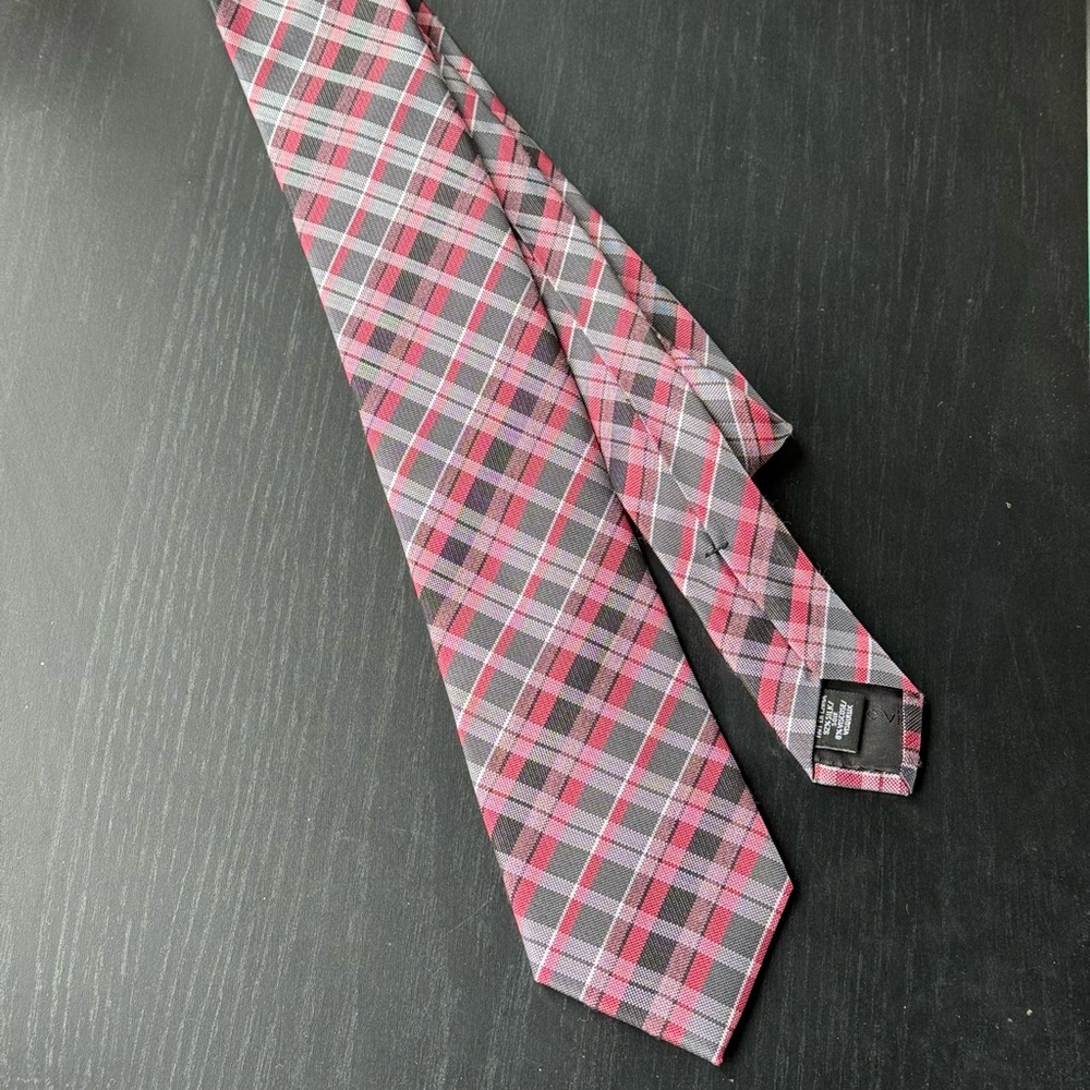 Calvin Klein Black and Pink Tie Stylish Accessories